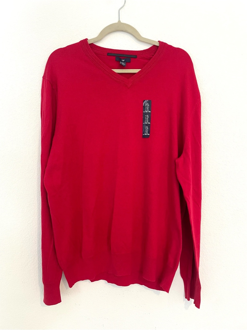 GAP Men's XL Bright Red V-Neck Sweater